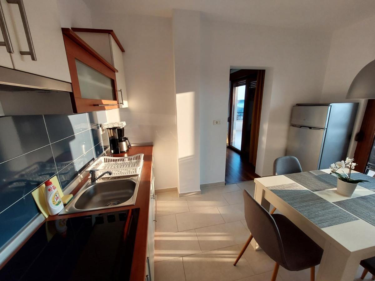 Apartments Amfora Barbat na Rabu Εξωτερικό φωτογραφία