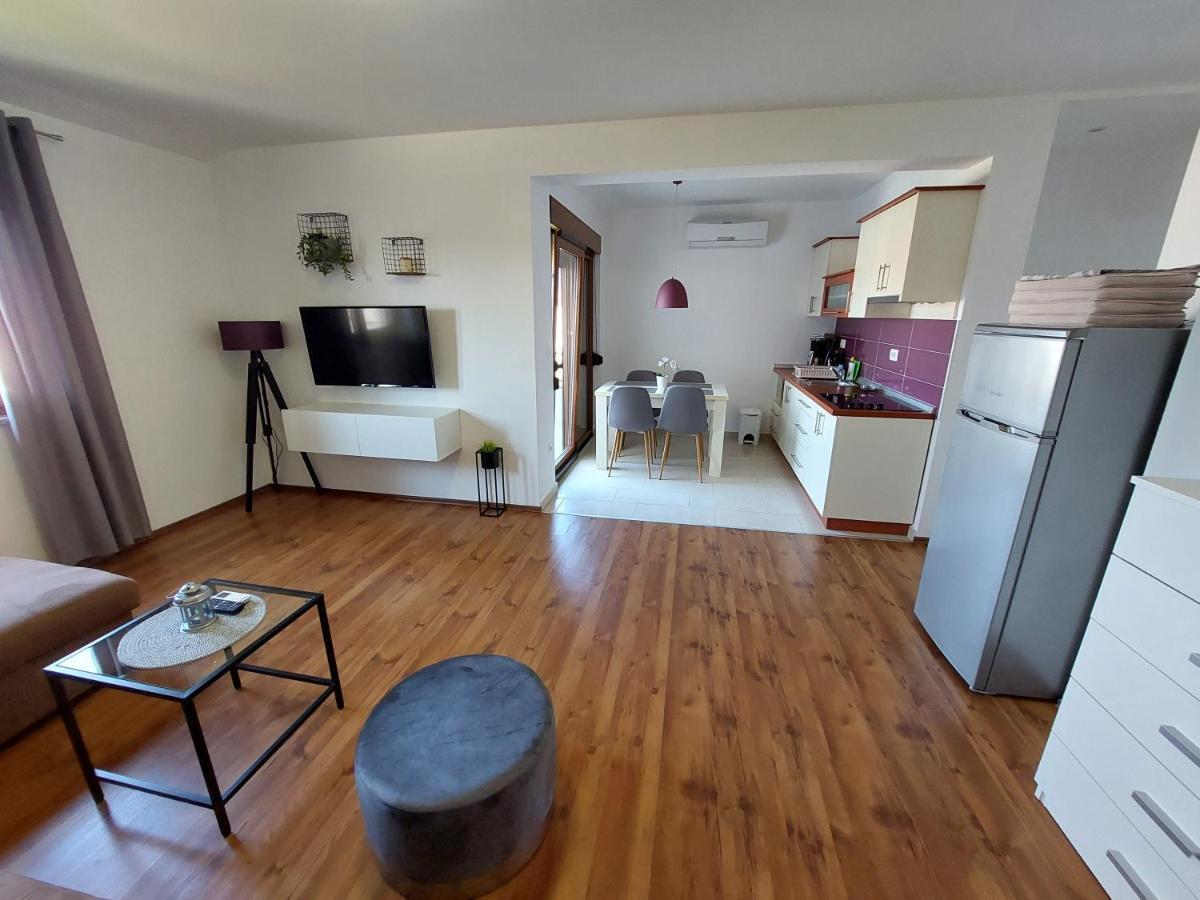 Apartments Amfora Barbat na Rabu Εξωτερικό φωτογραφία
